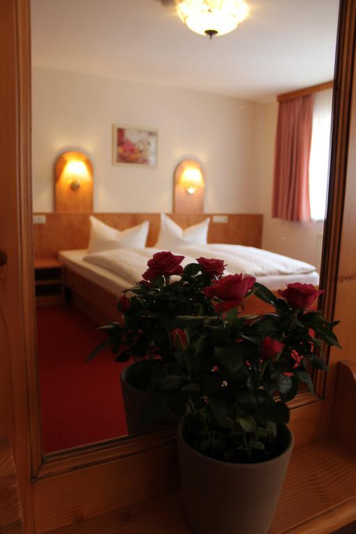 Gasthaus& Pension Zum Roten Haus Bad Schandau Δωμάτιο φωτογραφία
